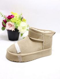 * BARDZO WYSOKA JAKOŚĆ WYKONANIA *