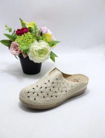 Klapki zakryte palce damskie(36-42/12P)