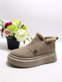 * BARDZO WYSOKA JAKOŚĆ WYKONANIA *