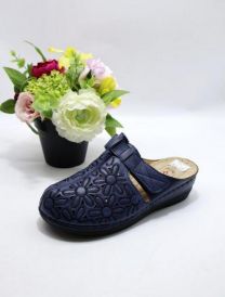 Klapki zakryte palce damskie(36-42/12P)