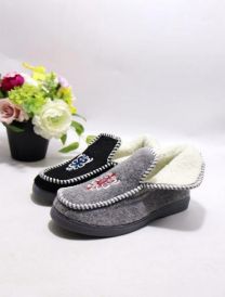 OCIEPLANE Kapcie damskie (37-42/18P)