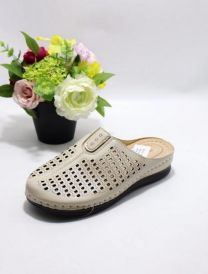 Klapki zakryte palce damskie(36-42/12P)