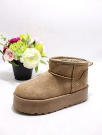 * BARDZO WYSOKA JAKOŚĆ WYKONANIA *