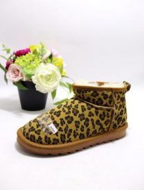 * BARDZO WYSOKA JAKOŚĆ WYKONANIA *