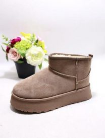 * BARDZO WYSOKA JAKOŚĆ WYKONANIA *