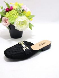 Klapki zakryte palce damskie(36-41/12P)