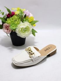 Klapki zakryte palce damskie(36-41/12P)