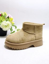 * BARDZO WYSOKA JAKOŚĆ WYKONANIA *