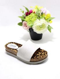 Klapki na płaskim (36-41/12P)