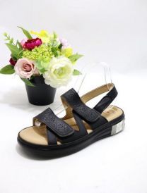 (39-43/8P)_Sandały na koturnie 