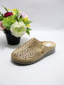 Klapki zakryte palce damskie(36-41/12P)