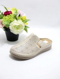 Klapki zakryte palce damskie(36-41/12P)