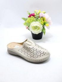 Klapki zakryte palce damskie(36-42/12P)