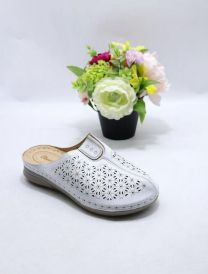 Klapki zakryte palce damskie(36-42/12P)