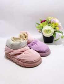 Kapcie zakryte palce damskie (36-41/24P)