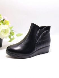 Botki na koturnie (36-41/12P)