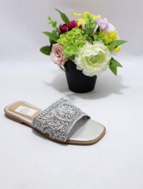 Klapki na płaskim (36-41/12P)