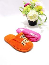 Kapcie zakryte palce dzieci (30-35/24P)