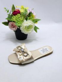 Klapki na płaskim (36-41/12P)