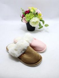 Kapcie zakryte palce damskie (36-41/24P)