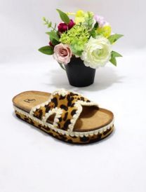 Klapki na płaskim (36-41/12P)