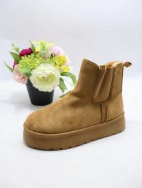 * BARDZO WYSOKA JAKOŚĆ WYKONANIA *