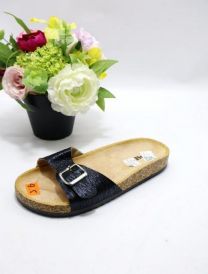 Klapki na płaskim (36-41/12P)