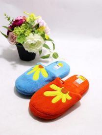 Kapcie zakryte palce damskie (36-41/24P)