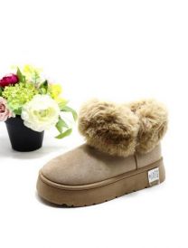 * BARDZO WYSOKA JAKOŚĆ WYKONANIA *