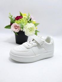 Buty sportowe na rzepy chłopięce (32-37/12P)