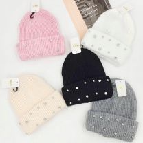 Czapki damskie (uniwersalny/12szt)