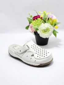 Klapki zakryte palce damskie(36-42/12P)