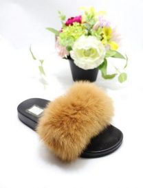 Klapki z futerkiem(36-41/12P)