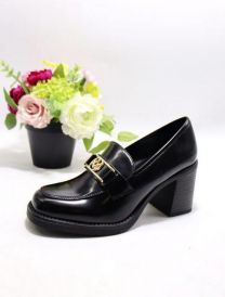 Półbuty na obcasie(36-41/12P)