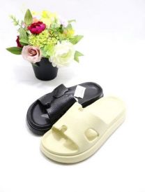 Klapki basenowe damskie (36-41/24P)