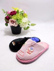 Kapcie zakryte palce dzieci (30-35/24P)