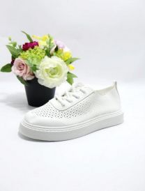 Trampki wiążane damskie(36-41/12P)