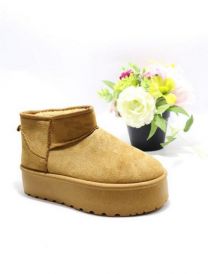 * BARDZO WYSOKA JAKOŚĆ WYKONANIA *