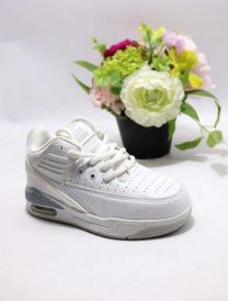 Buty sportowe wiązane chłopięce i dziewczynka (31-36/12P)