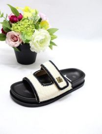 Klapki na płaskim (36-41/12P)