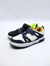 Buty sportowe na rzepy chłopięce (25-30/12P)