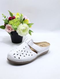 Klapki zakryte palce damskie(36-41/12P)