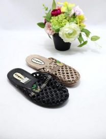 Klapki zakryte palce damskie(36-41/36P)