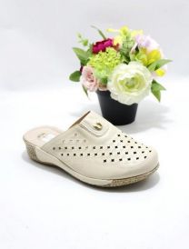 Klapki zakryte palce damskie(36-41/12P)