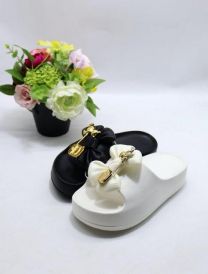 Klapki basenowe damskie (36-41/24P)