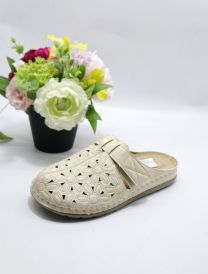 Klapki zakryte palce damskie(36-42/12P)