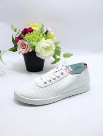 Trampki wiążane damskie(36-41/12P)