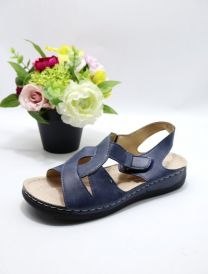 (39-43/8P)_Sandały na koturnie 