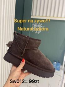 * BARDZO WYSOKA JAKOŚĆ WYKONANIA *