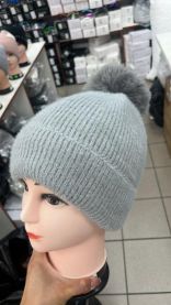 Czapki damskie (uniwersalny/12szt)